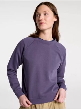 Alpine Design Women's Solid Fleece Crew Neck Sweatshirt